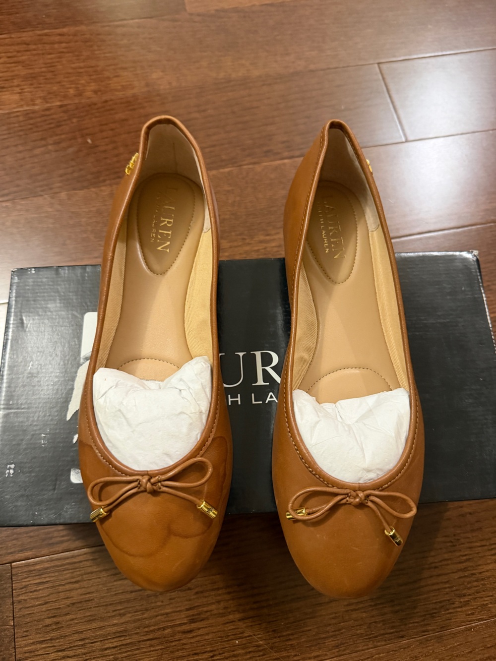 Ralph Lauren Cognac Leather Ballet Flat with Bow - Picture 3 of 12